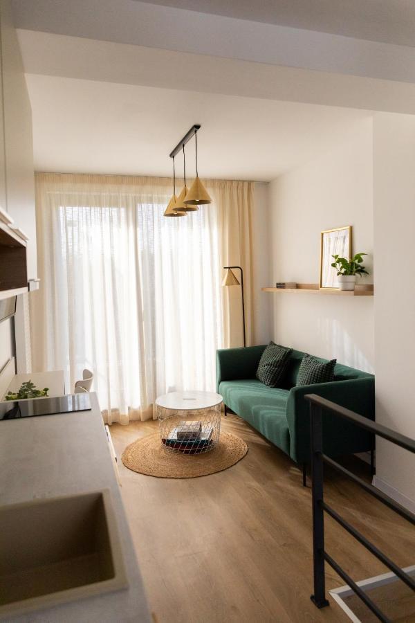Studio 8 I One Bedroom Apartment I Airport I Therme Otopeni Ngoại thất bức ảnh