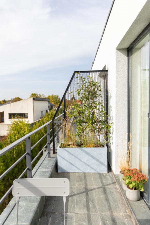 Studio 8 I One Bedroom Apartment I Airport I Therme Otopeni Ngoại thất bức ảnh