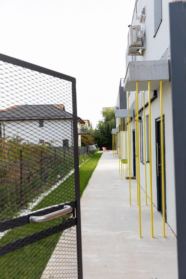 Studio 8 I One Bedroom Apartment I Airport I Therme Otopeni Ngoại thất bức ảnh