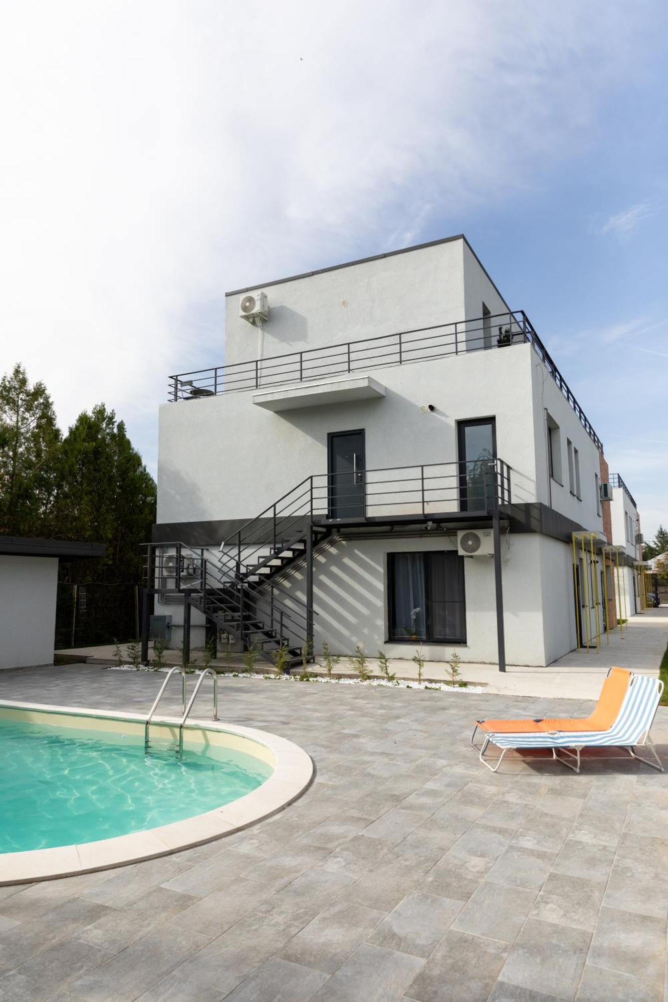 Studio 8 I One Bedroom Apartment I Airport I Therme Otopeni Ngoại thất bức ảnh